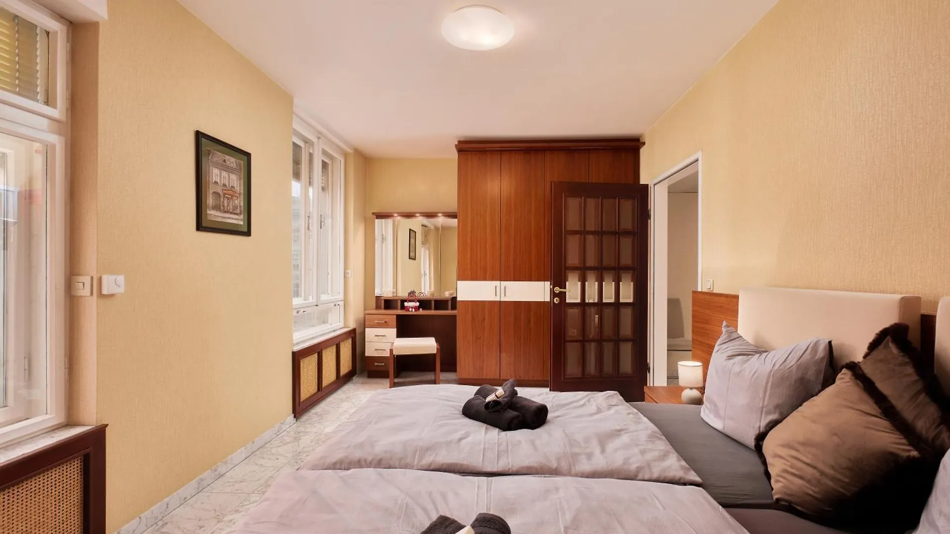 Vintage Austrian Exclusive Apartment In The Heart Of Vienna W Free Parking 0*,  Austria